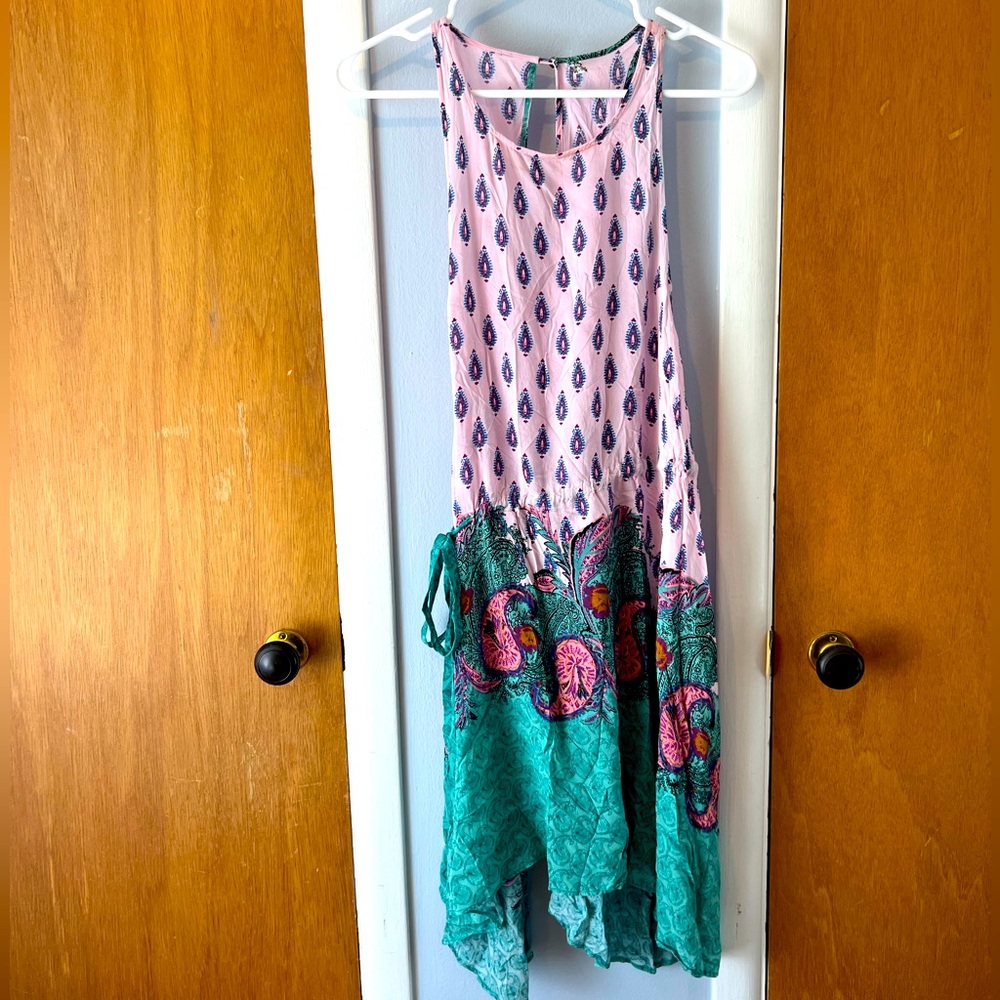 FREE PEOPLE intimately, light weight boho dress with tie waist!